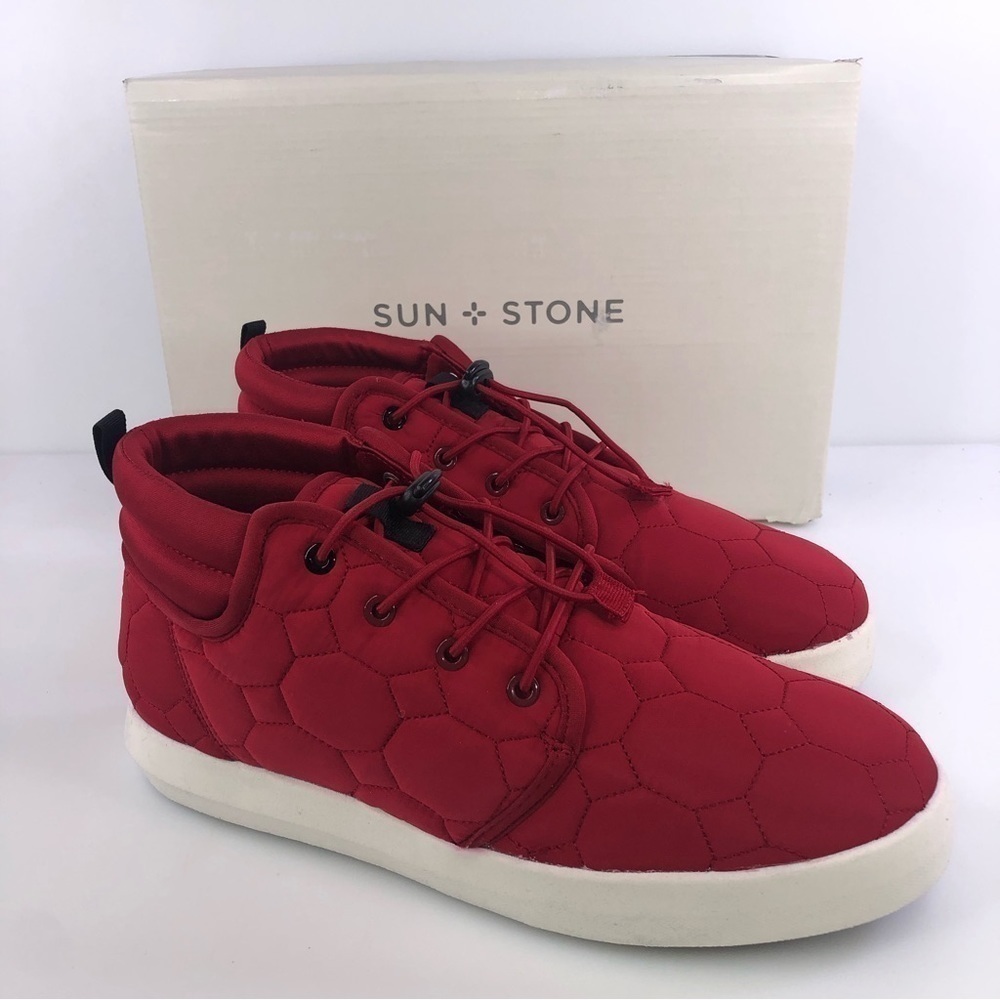 Sun Stone Fin Quilted Lace-Up Puffer Mens Boots, Size 9M
